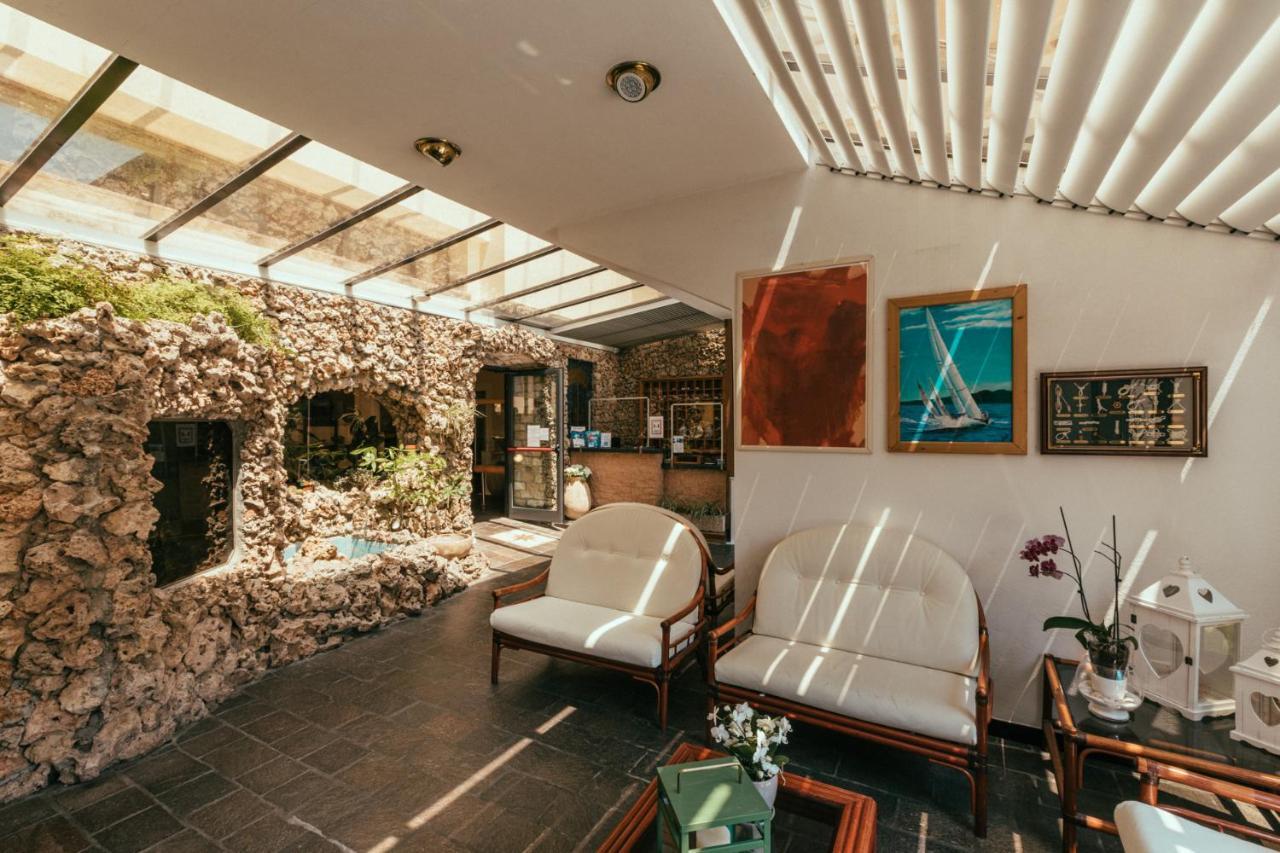 Hotel Residence La Palma Finale Ligure Exterior foto