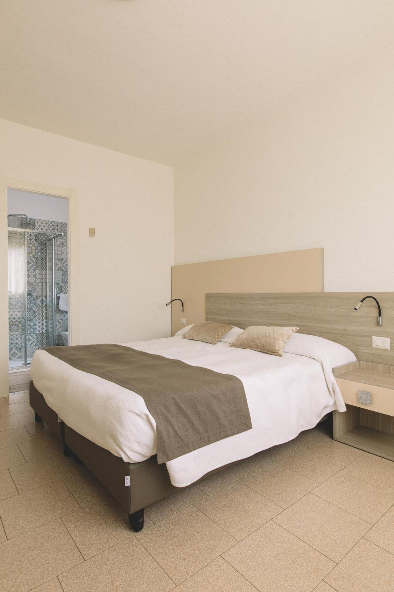 Hotel Residence La Palma Finale Ligure Exterior foto