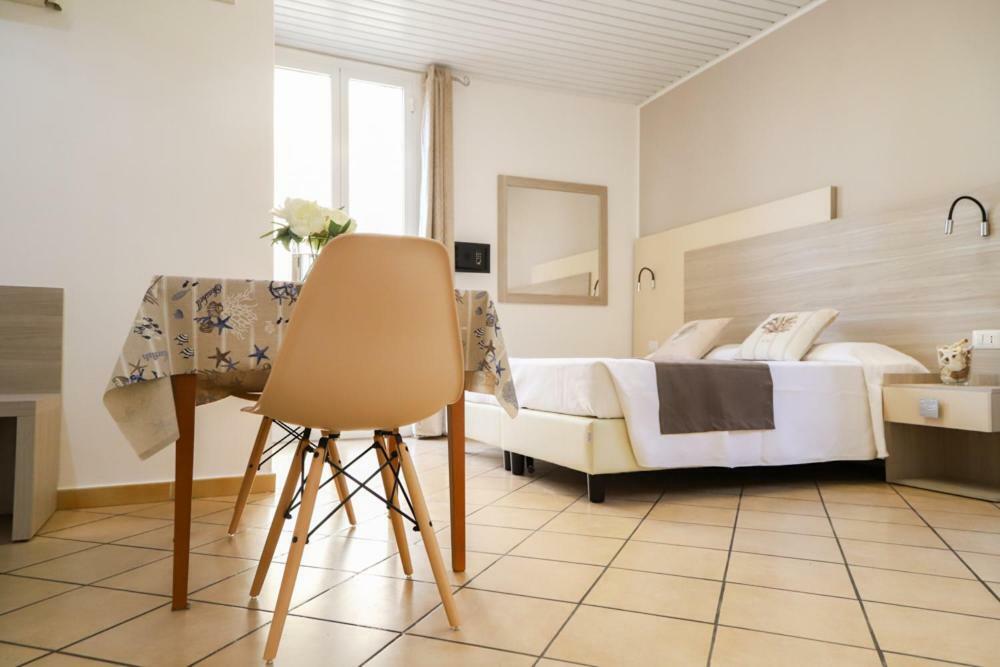 Hotel Residence La Palma Finale Ligure Exterior foto